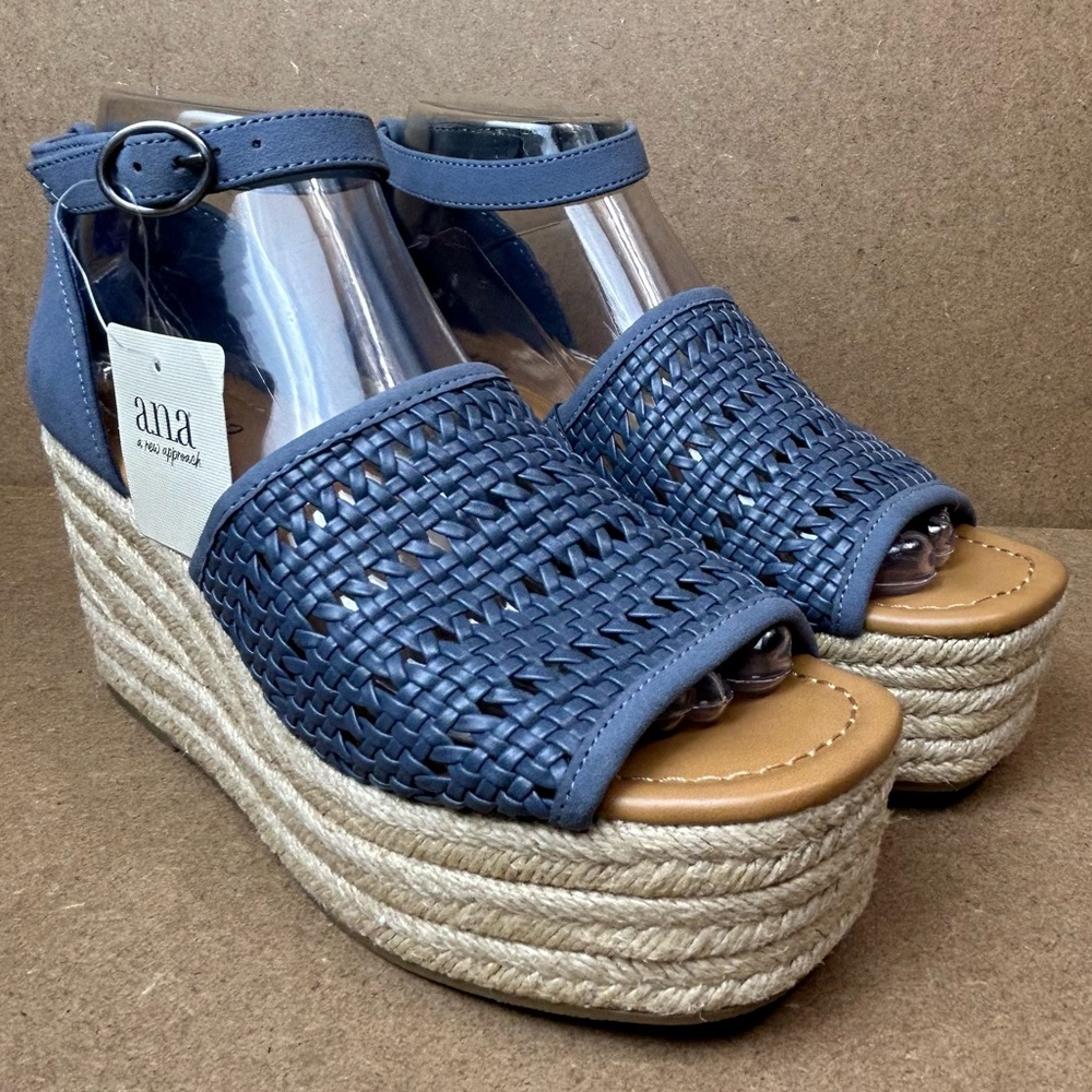 New A.n.a Womens Lisa Wedge Denim Blue Sandals